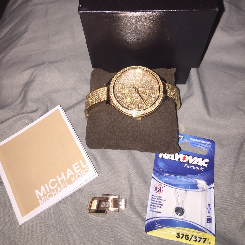 Michael Kors rose gold watch
